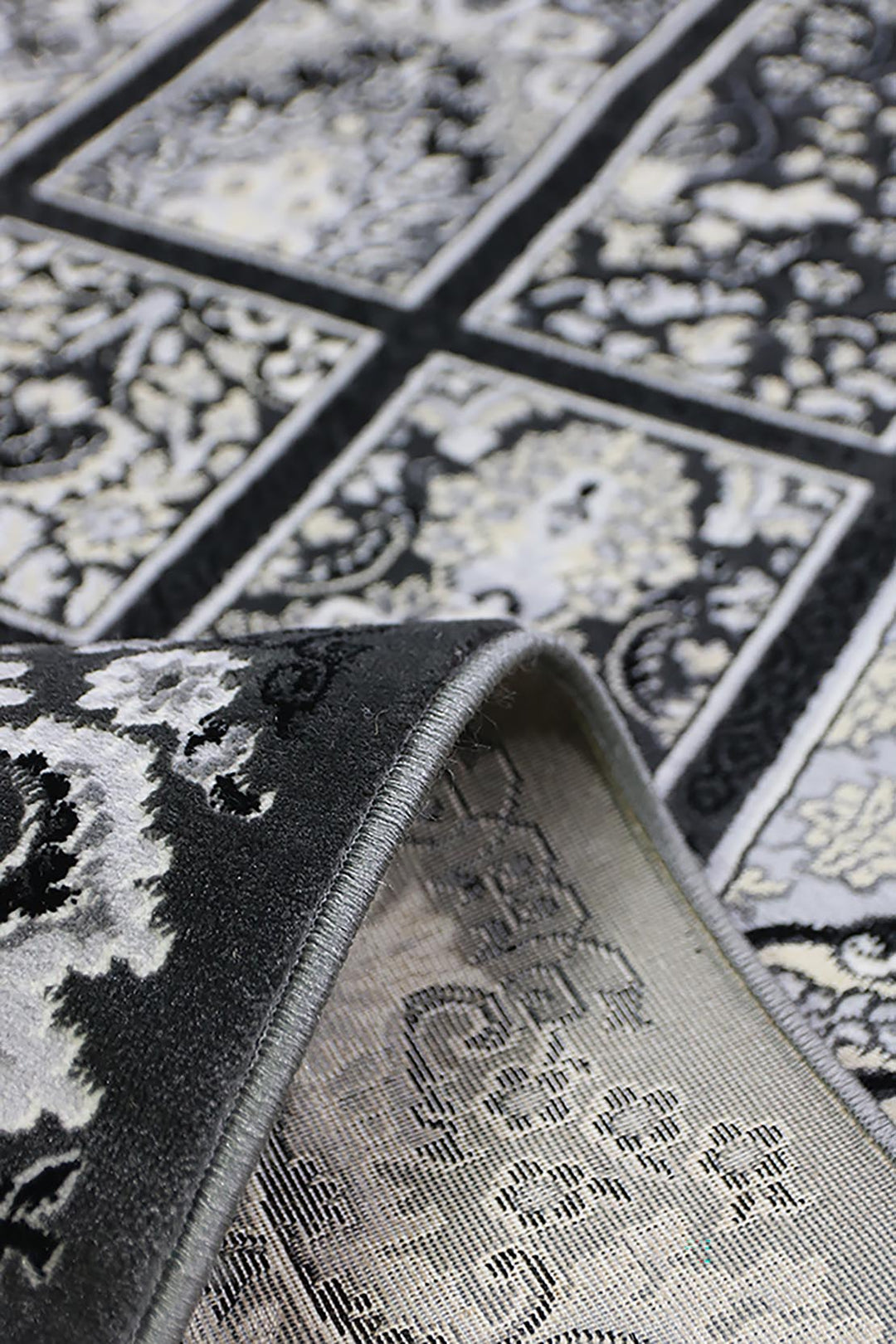 <p>Turkish Modern <strong>Farsh-E-Iran Rug</strong>  - White - 6.5 x 9.5 FT</p>