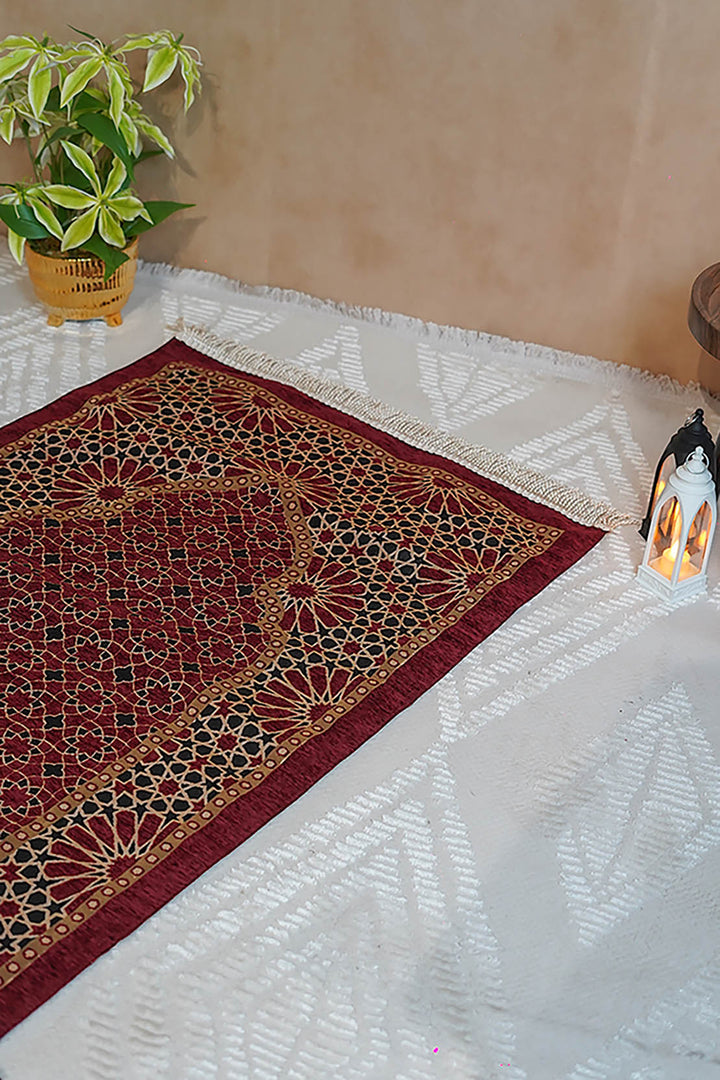 Ultra Janamaz - Foldable Travel Prayer Mat - Red