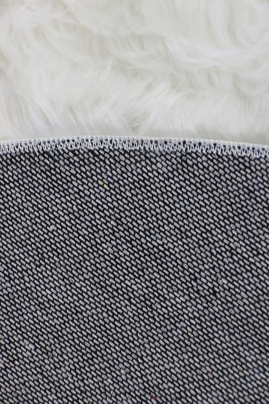 Turkish Cosmos Fur Rug - 3.9 x 3.9 Ft - White - Fluffy Furry Floor Decor Rugs