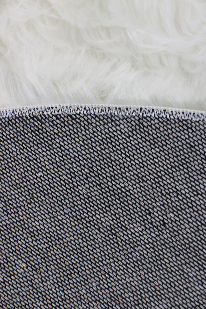 Turkish Cosmos Fur Rug - 3.9 x 3.9 Ft - White - Fluffy Furry Floor Decor Rugs