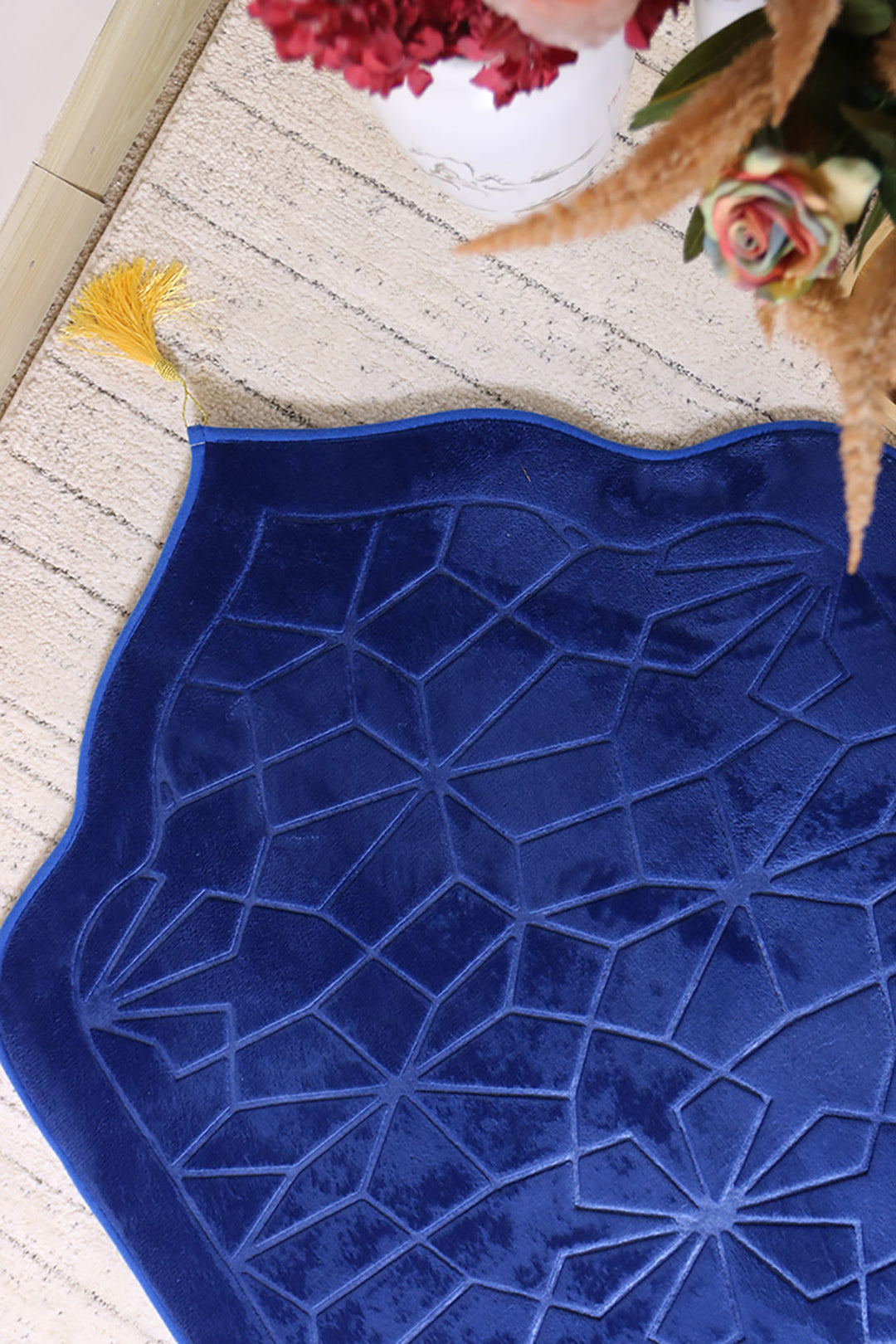 Sajda Janamaz - Premium Velvet Quilted Prayer Mat - Blue