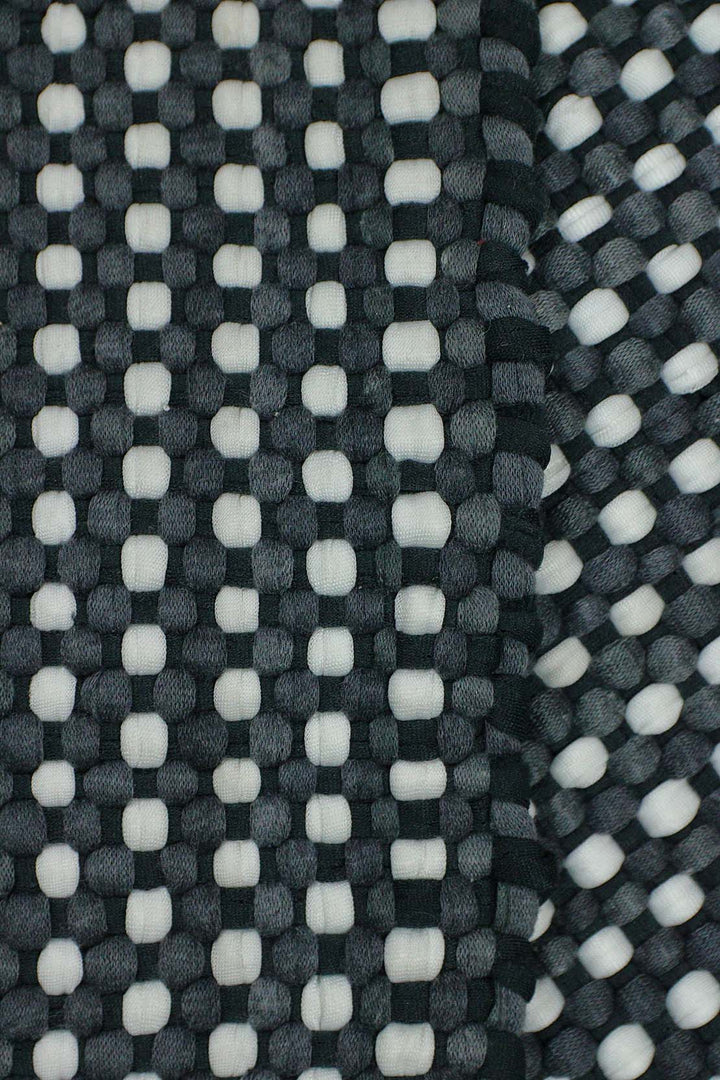 Hand Woven Modern Khaddi Rug - 3.9 x 5.9 FT - Gray and White
