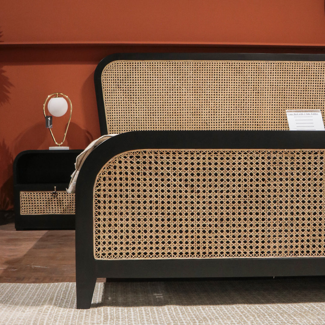 <strong>Cane</strong> Bed