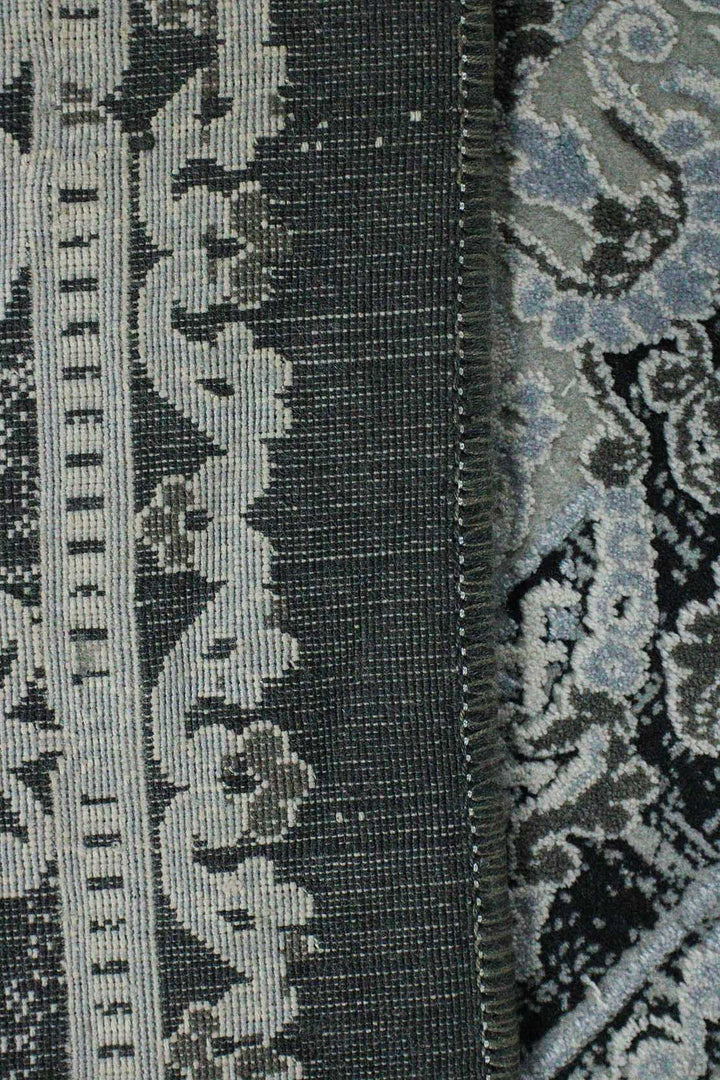 Iranian Authentic Vintage-Wd Rug - 6.5 x 9.8 FT - Black - Resilient Construction for Long-Lasting Use