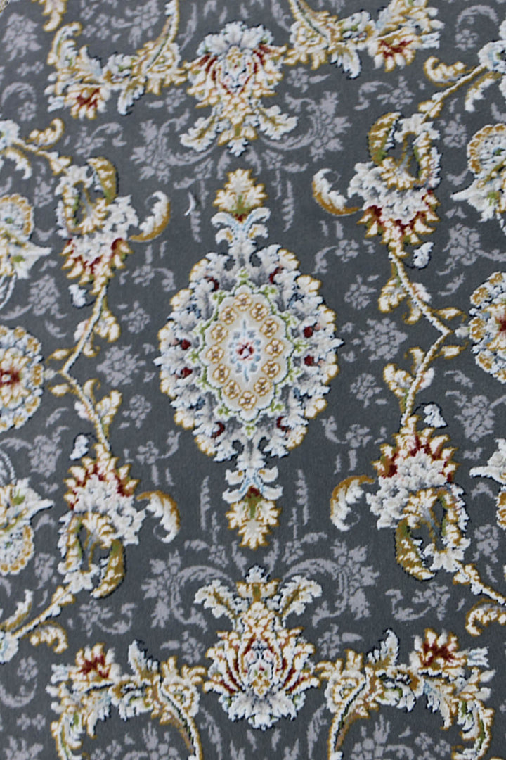 Iranian Premium Quality Authentic Persian (1500) Rug - 2.6 x 4.9 FT - Unveiling the Elegance and Tradition of Authentic Persian Rugs