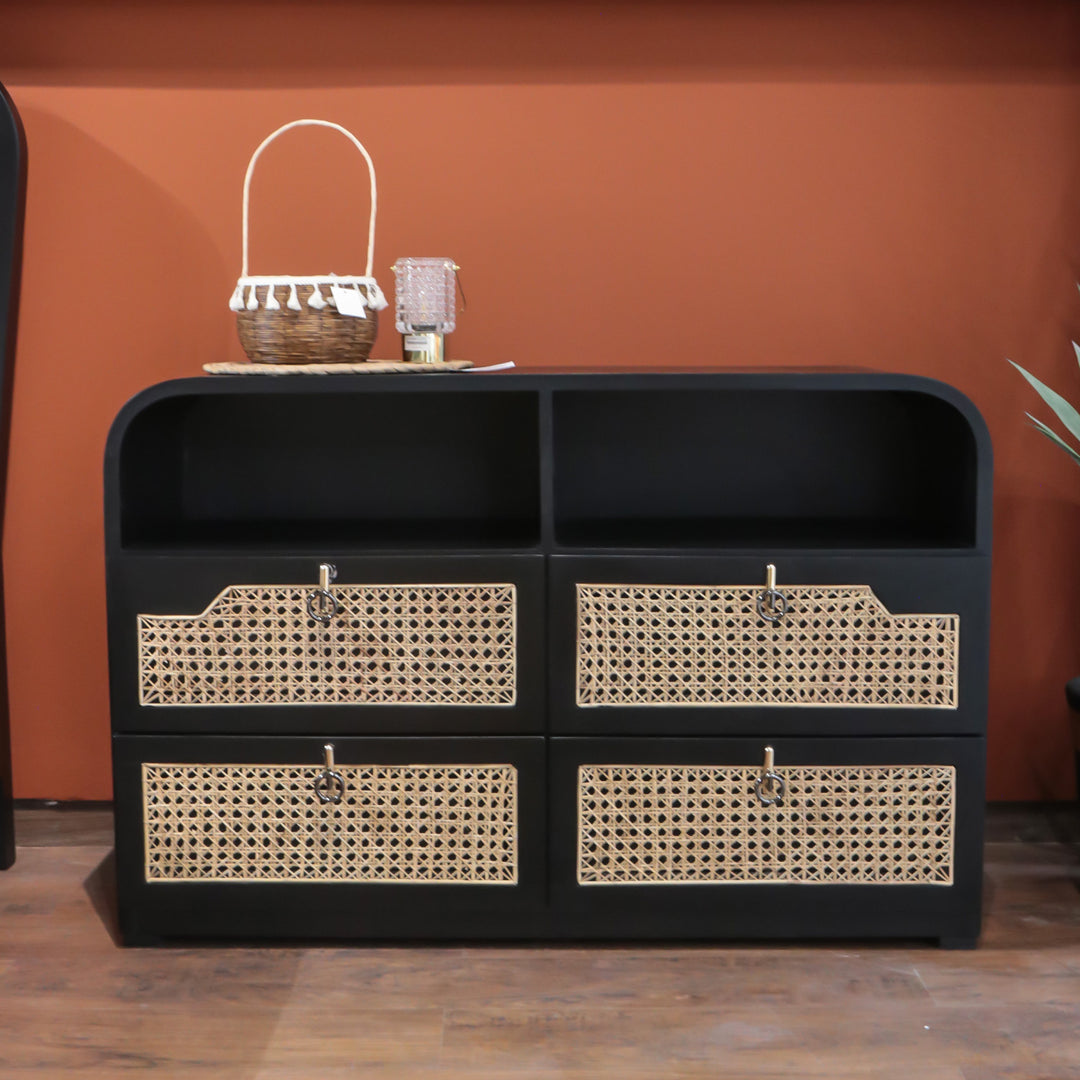 <strong>Cane</strong> Bed