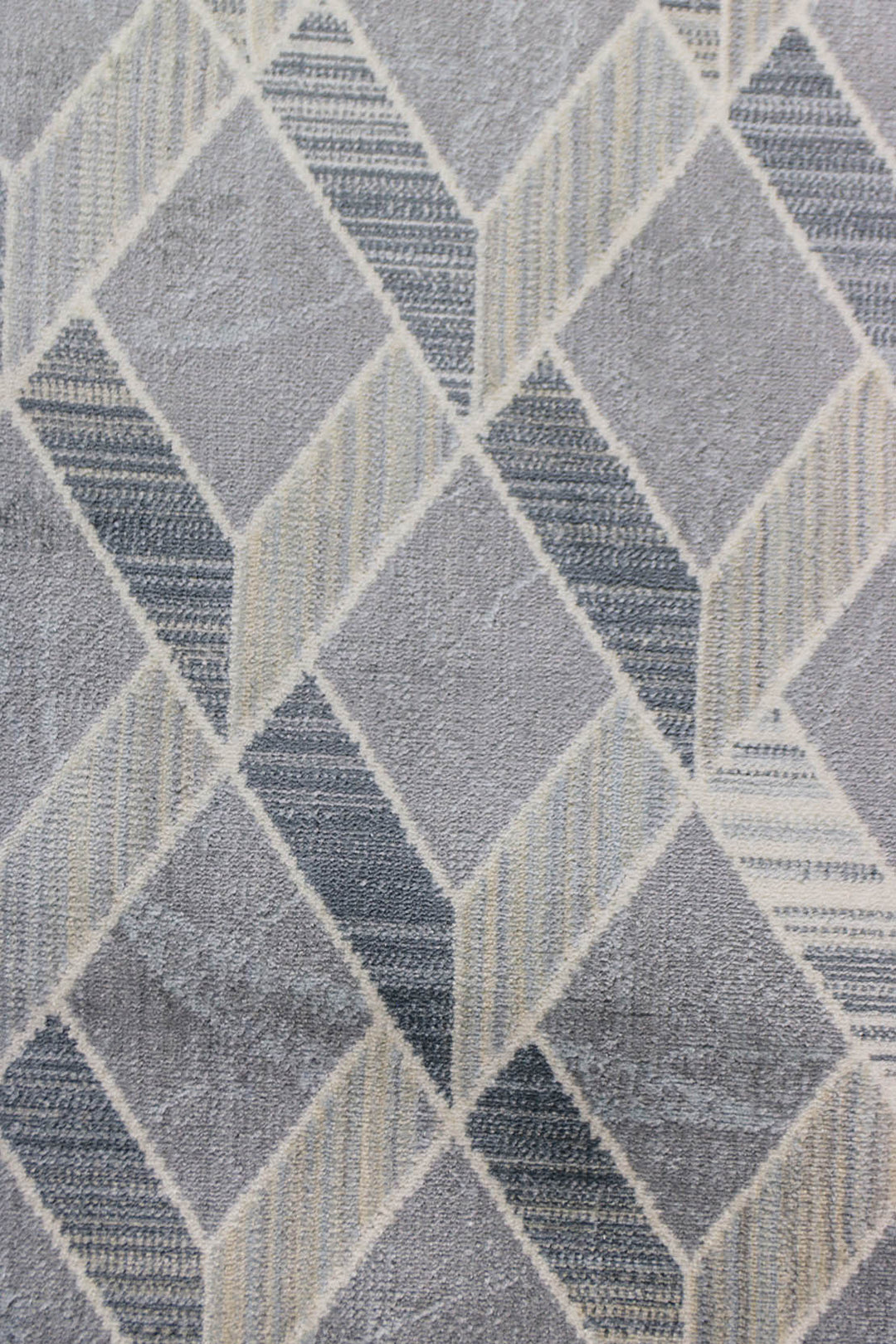 Turkish Modern Festival WD Rug - 3.9 x 5.6 FT - Luxurious Woven Masterpiece 50% Off!