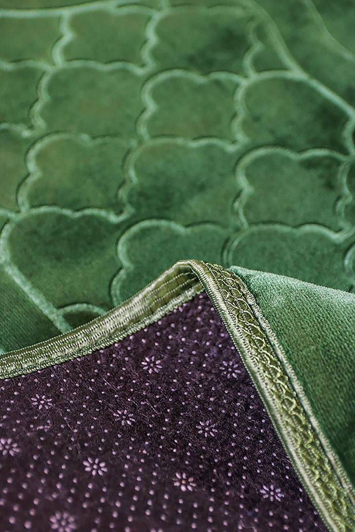 Comfort Janamaz - Premium Velvet Quilted Prayer Mat - Green