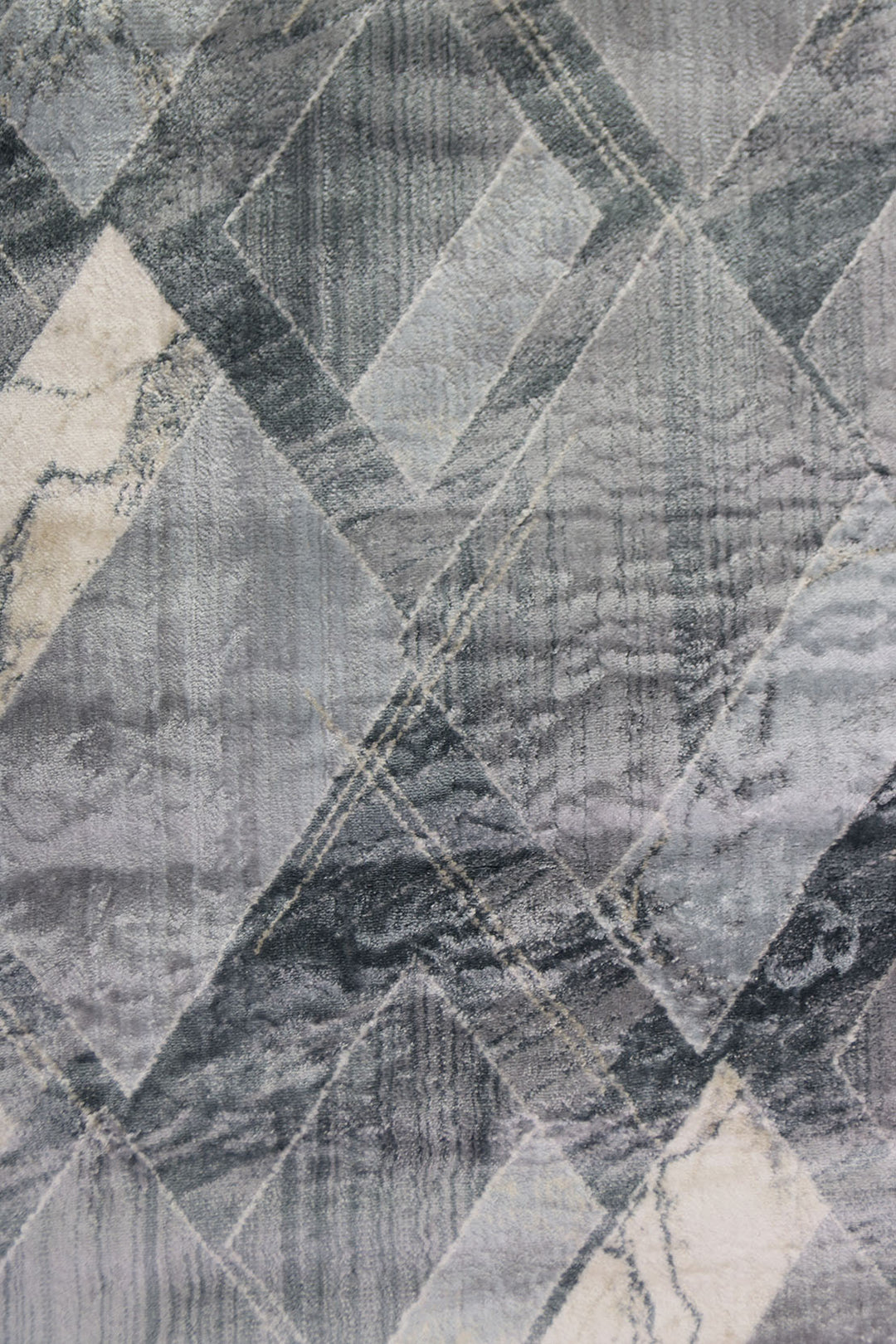 Turkish Modern Festival WD Rug - 3.9 x 5.6 FT - Luxurious Woven Masterpiece 50% Off!