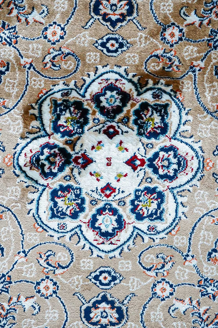 VK-Garnet Rug - Brown - Soft, Durable, and Easy to Clean