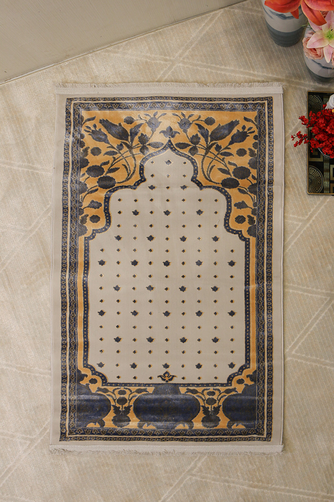 Turkish Bamboo Sajjadeh  Janamaz - 2.6 x 3.9 FT - L Gray