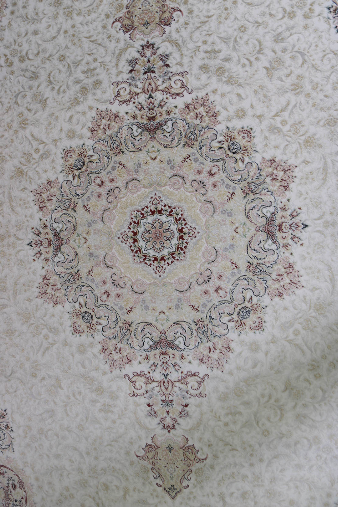 Iranian Premium Quality Authentic Persian (1200) Rug - 4.9 x 7.4 FT - Unveiling the Elegance and Tradition of Authentic Persian Rugs