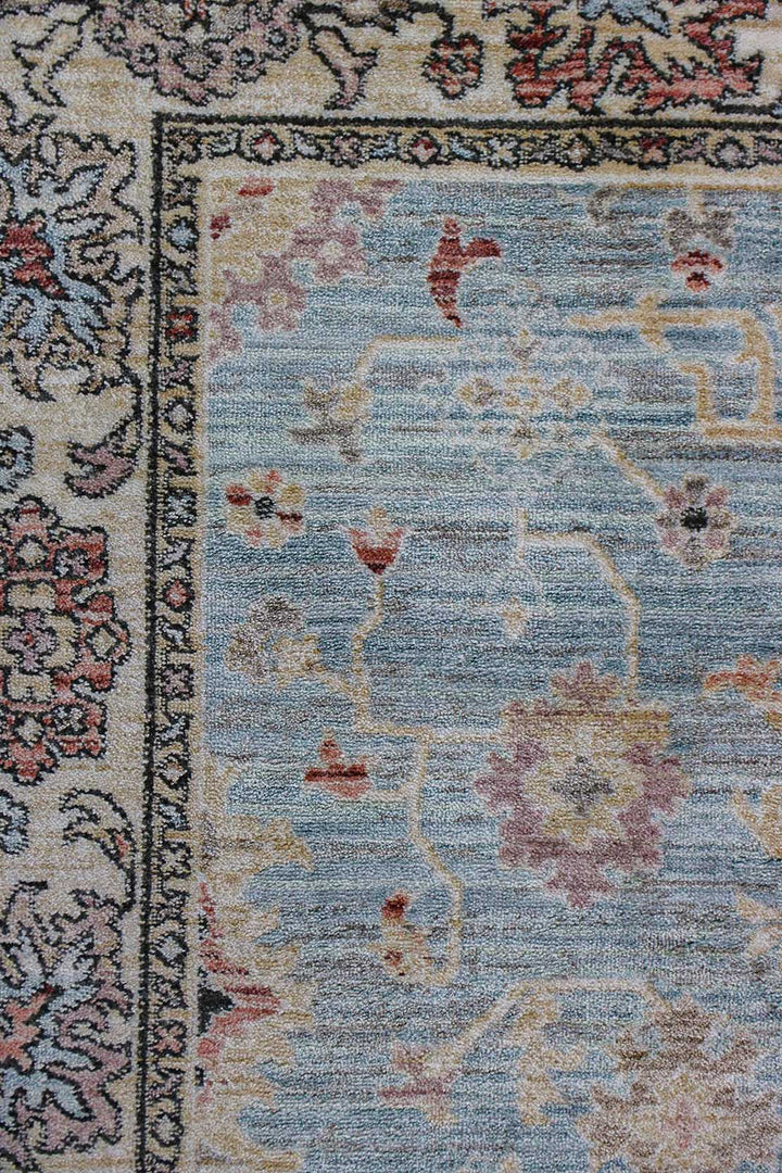 Premium Quality Turkish Antia Rug - 4.9 x 7.1 FT - Resilient Construction for Long-Lasting Use