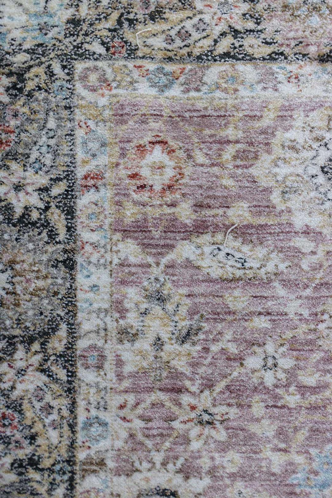 Premium Quality Turkish Antia Rug - 4.9 x 7.1 FT - Resilient Construction for Long-Lasting Use