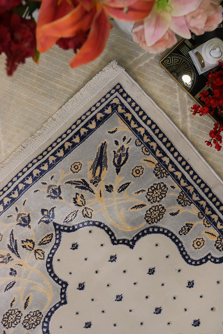 Turkish Bamboo Sajjadeh  Janamaz - 2.6 x 3.9 FT - Gray