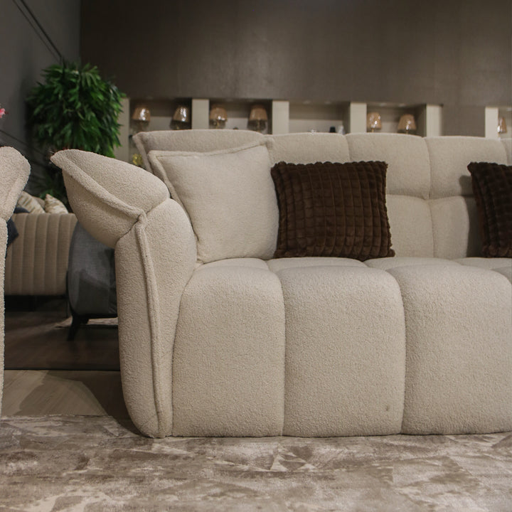 <strong>TRUFFLE</strong> Sofa