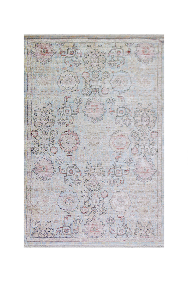 Premium Quality Turkish Antia Rug - 3.9 x 5.9 FT - Resilient Construction for Long-Lasting Use