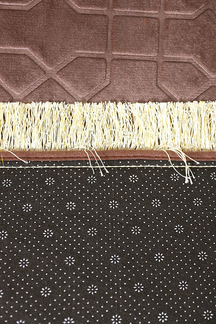 Sajda Janamaz - Premium Velvet Quilted Prayer Mat - Dark Brown
