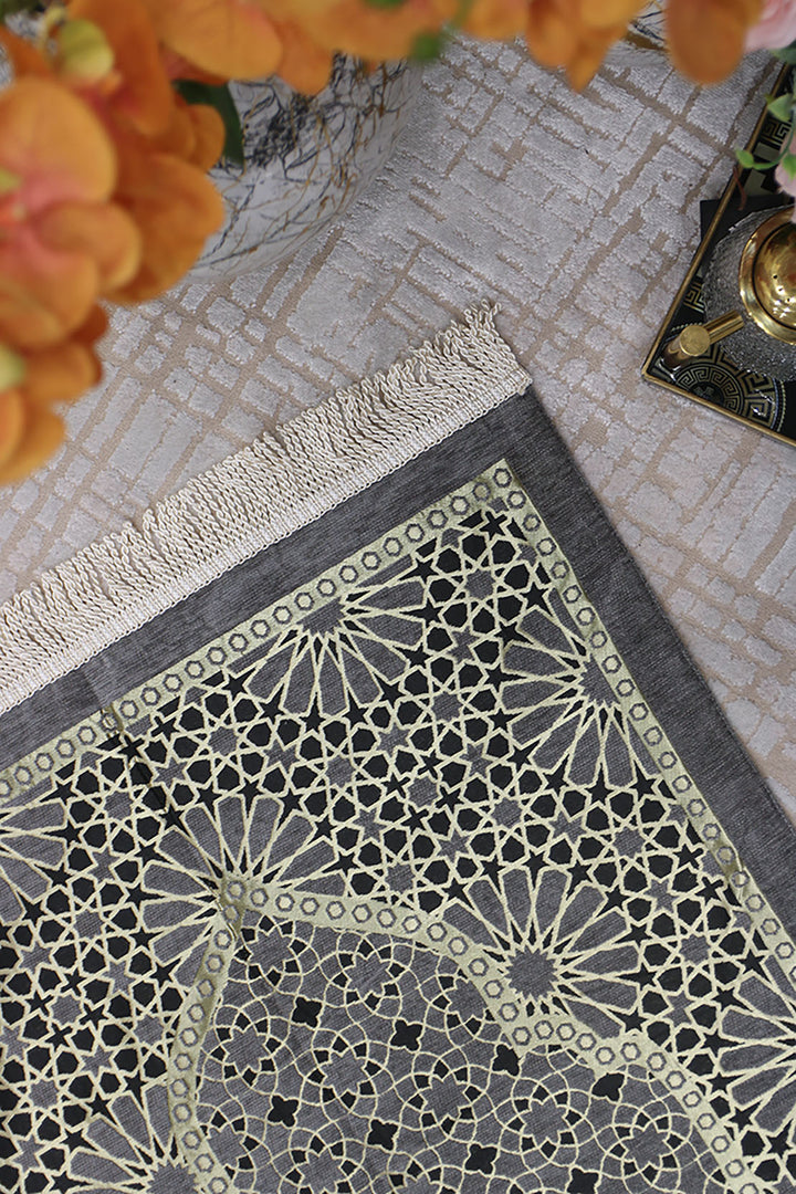 Ultra Janamaz - Foldable Travel Prayer Mat - Gray