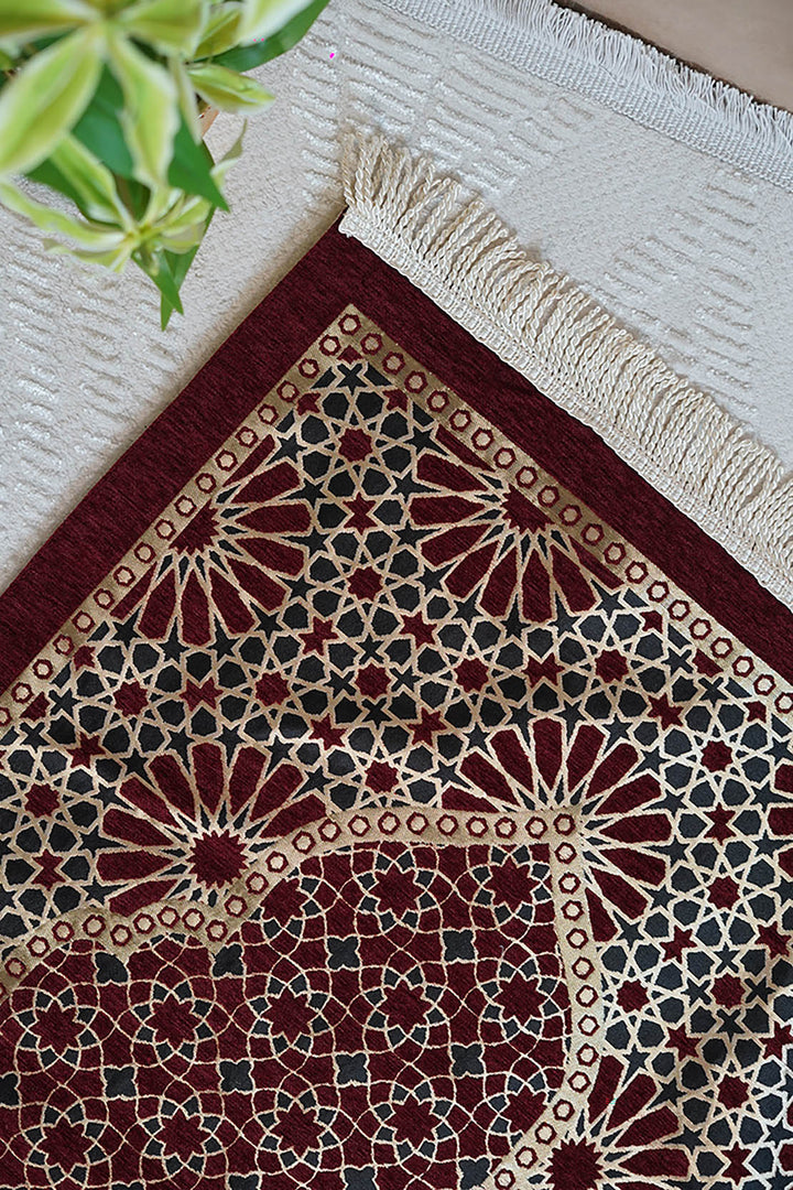 Ultra Janamaz - Foldable Travel Prayer Mat - Red