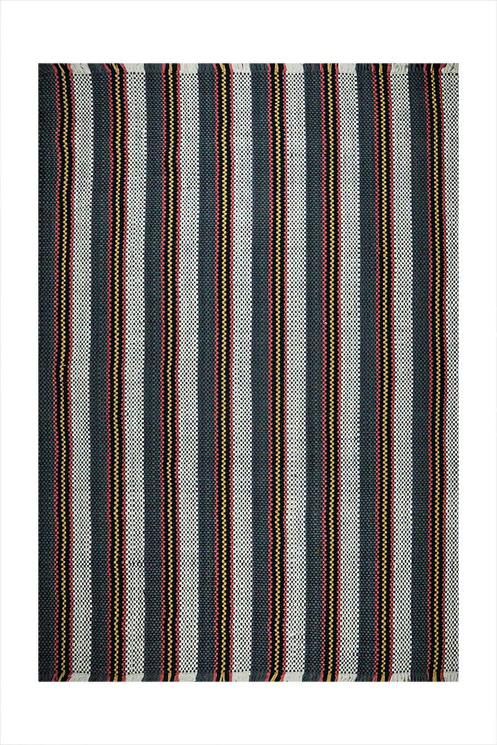 Hand Woven Modern Khaddi Rug - 3.9 x 5.9 FT - White and Gray