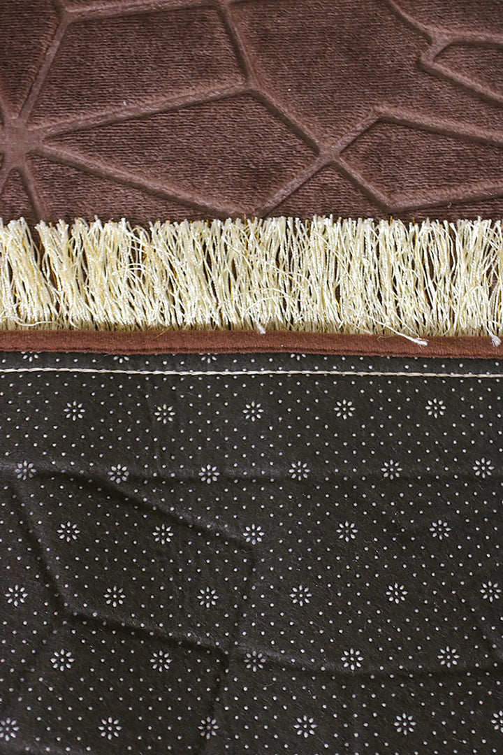 Sajda Janamaz - Premium Velvet Quilted Prayer Mat - Dark Brown