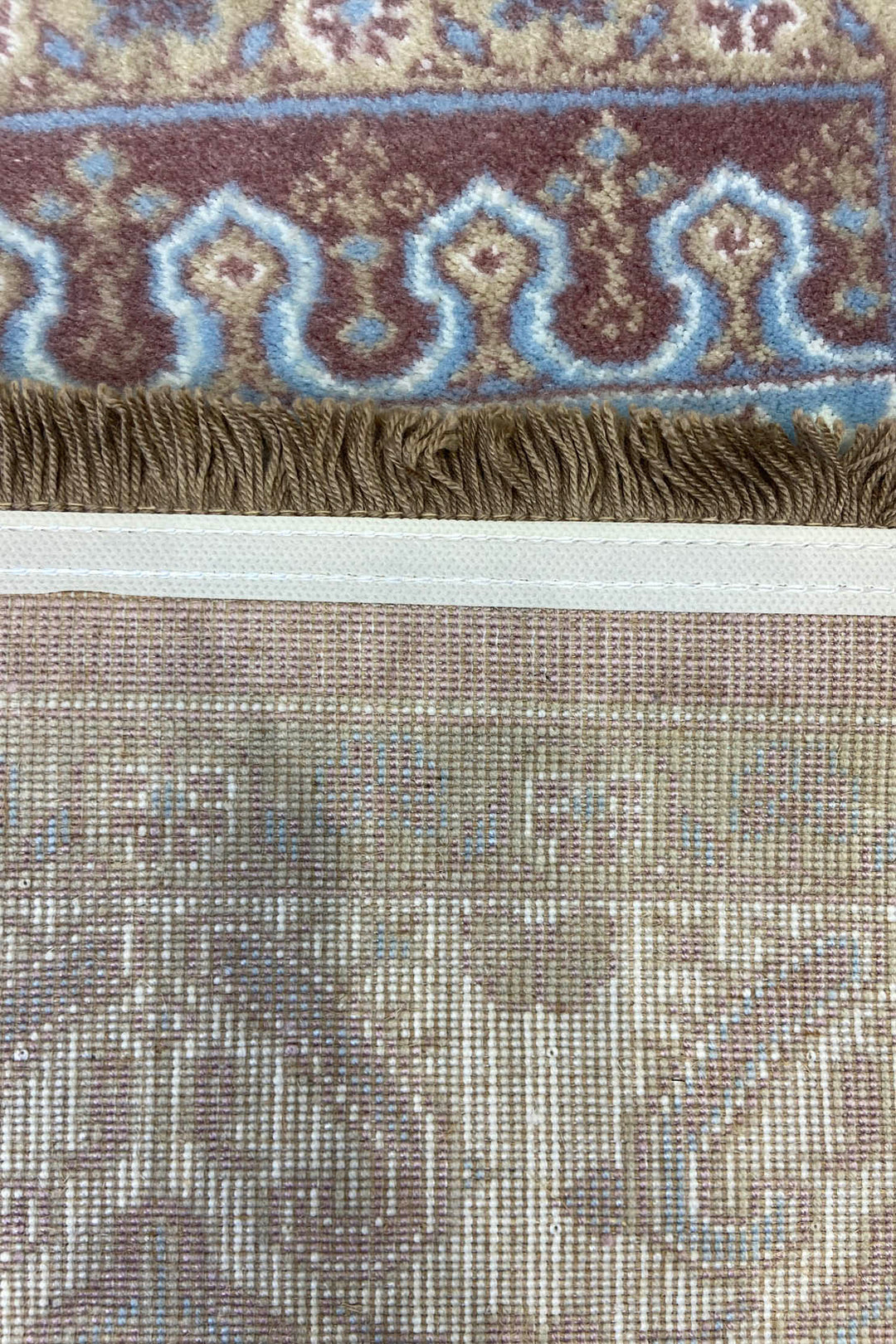 Turkish Style Acrylic Sajjadeh Prayers Mat-Maroon-Soft, Durable, and Easy to Clean