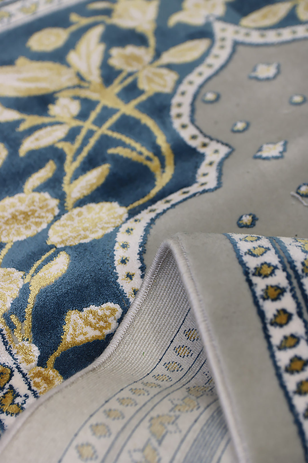 Turkish Bamboo Sajjadeh  Janamaz - 2.6 x 3.9 FT - Blue and L Gray