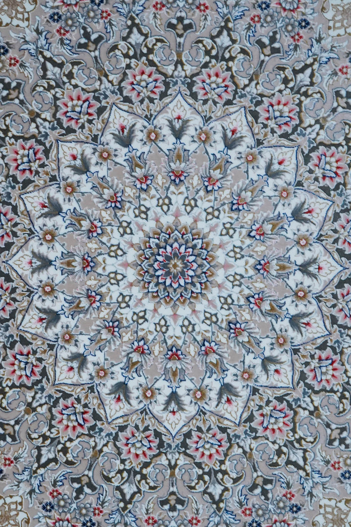 Premium <strong>Royalty</strong> Persian Rug - Gray
