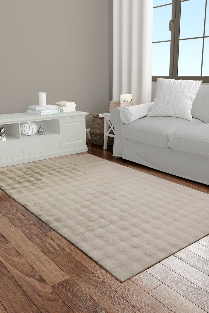 Turkish SNOW Rug - 3.9 x 5.6 FT - Fluffy and Durable Floor Rug