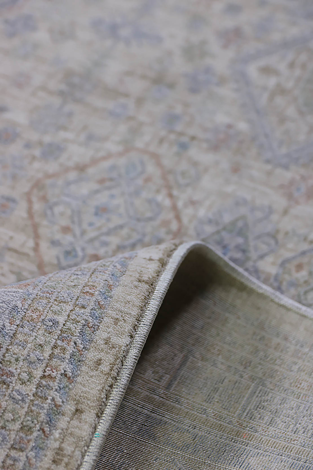 <p>Turkish Modern <strong>Opera Rug</strong>  - Cream - 4.9 x 7.8 FT</p>