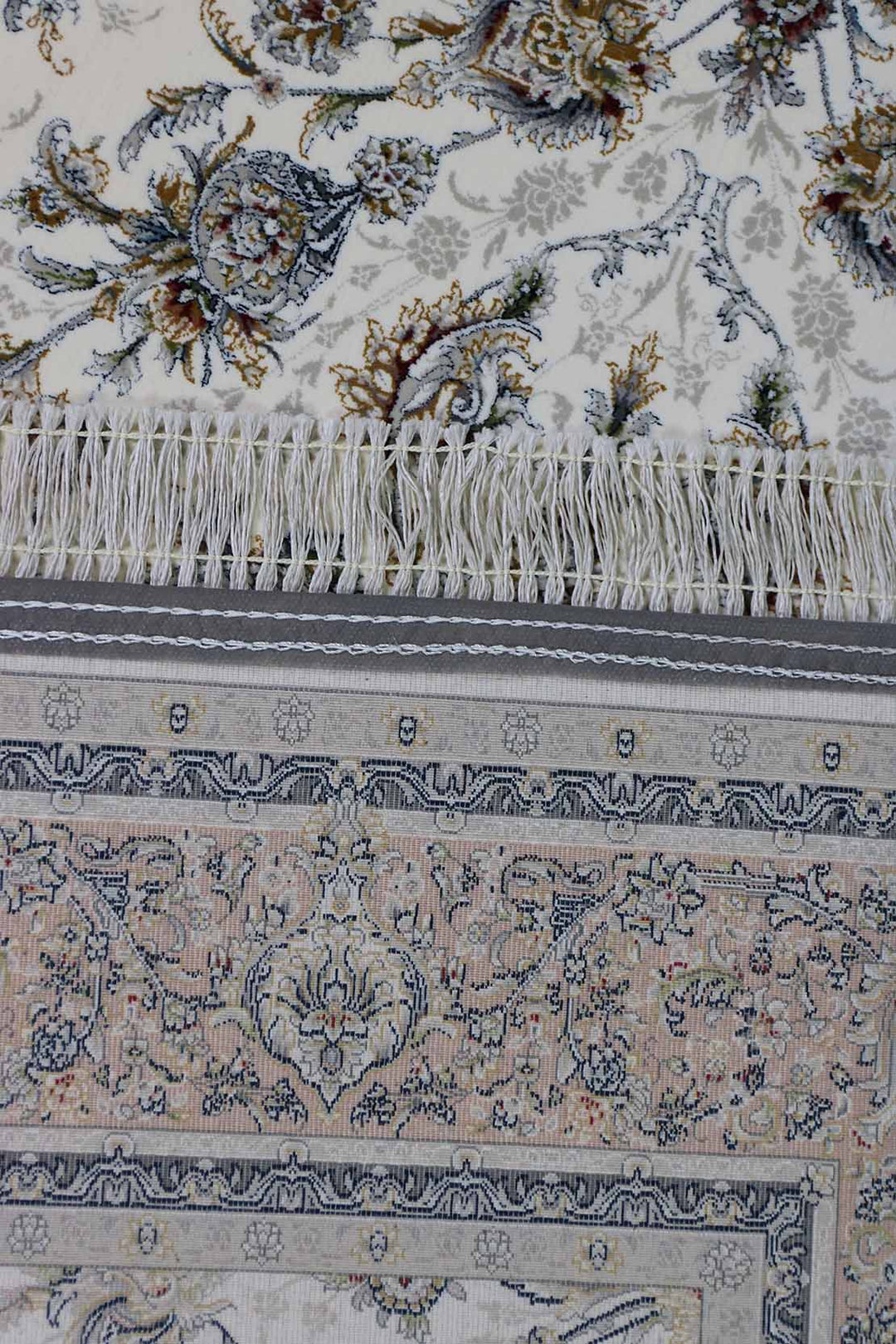 Iranian Premium Quality Authentic 1500 Rug - 2.6 x 4.9 FT - Cream - Resilient Construction for Long-Lasting Use
