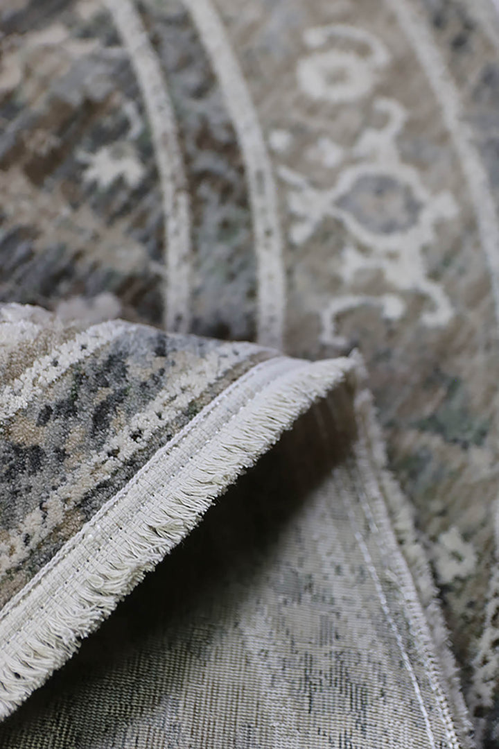 <p>Turkish Modern <strong>Elements Rug</strong>  - Brown - 5.2 x 5.2 FT</p>