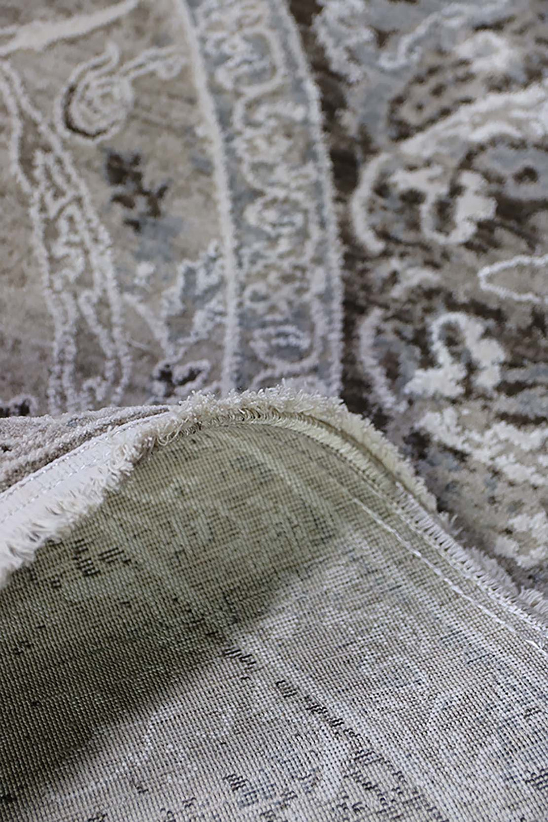 <p>Turkish Modern <strong>Elements Rug</strong>  - Brown - 5.2 x 5.2 FT</p>