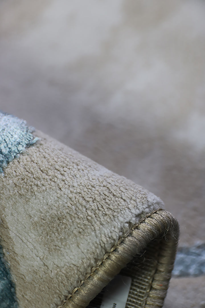 Turkish Modern Festival WD Rug - 2 x 2.9 FT - Luxurious Woven Masterpiece 50% Off!