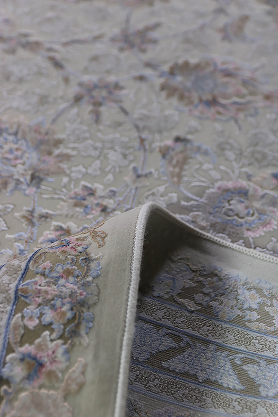 Iranian Oriental Collection Rug - 8.2 x 11.5 FT - Resilient Construction for Long-Lasting Use