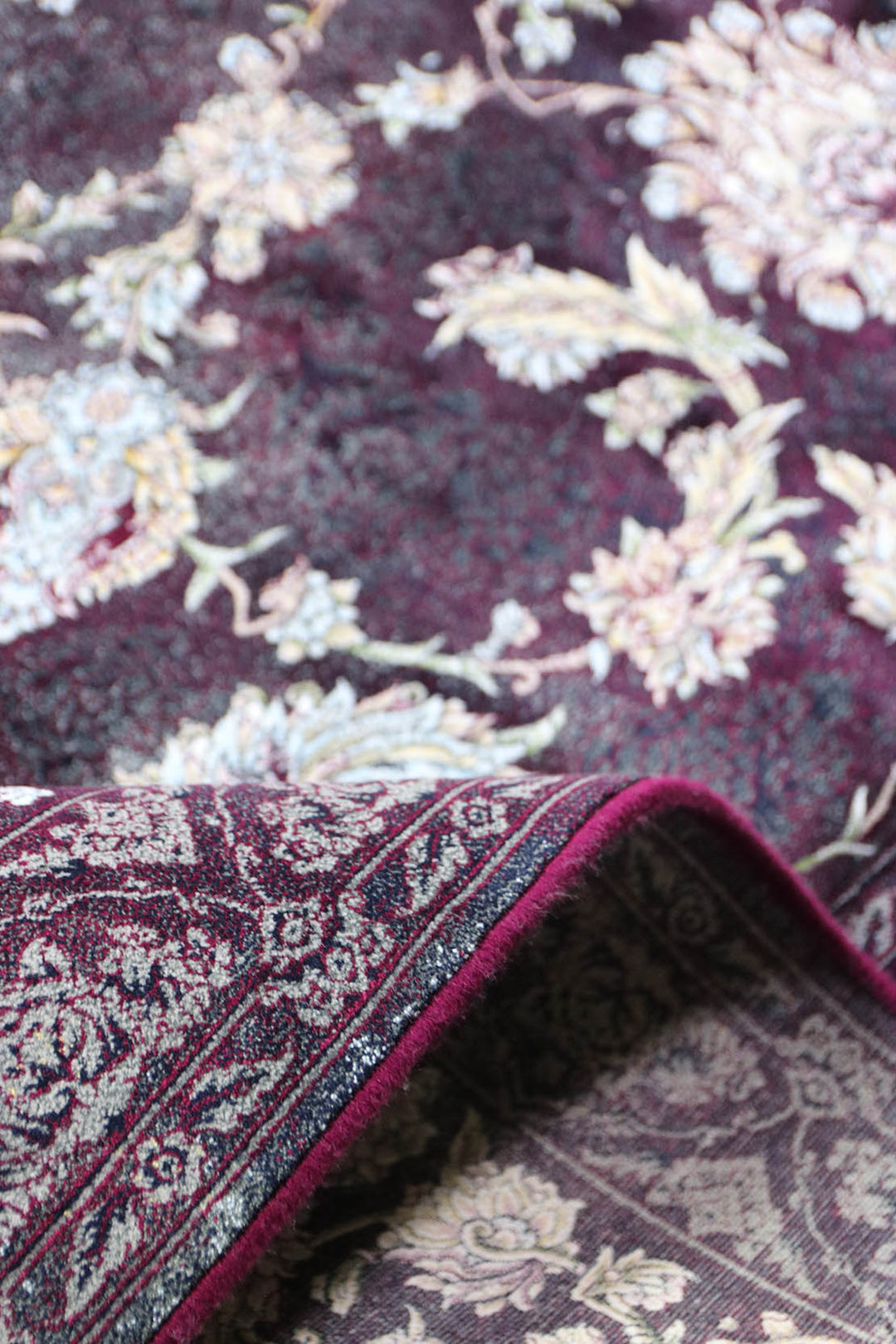 Irani <strong>Farsh Paris</strong> Rug - Red
