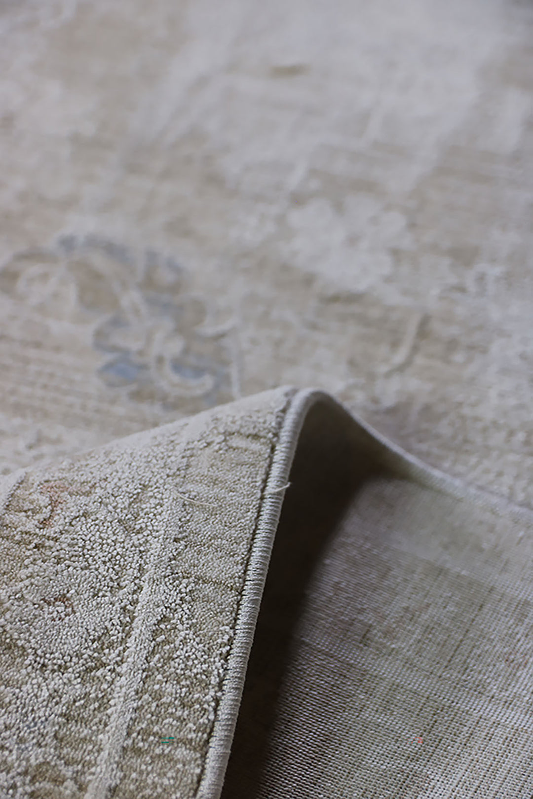 <p>Turkish Modern <strong>Opera Rug</strong>  - Beige - 7.8 x 10. FT</p>