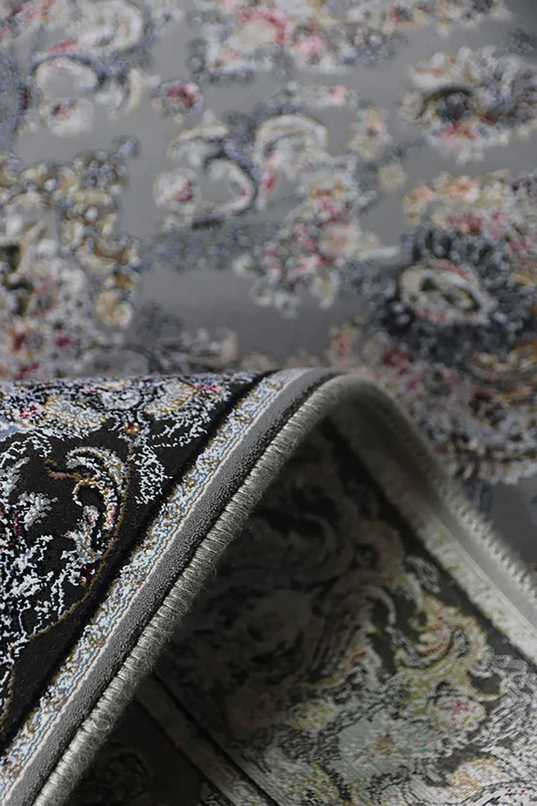 Premium Royalty  Persian Rug - 3.9 x 5.9 ft - Elegant Luxury Carpet