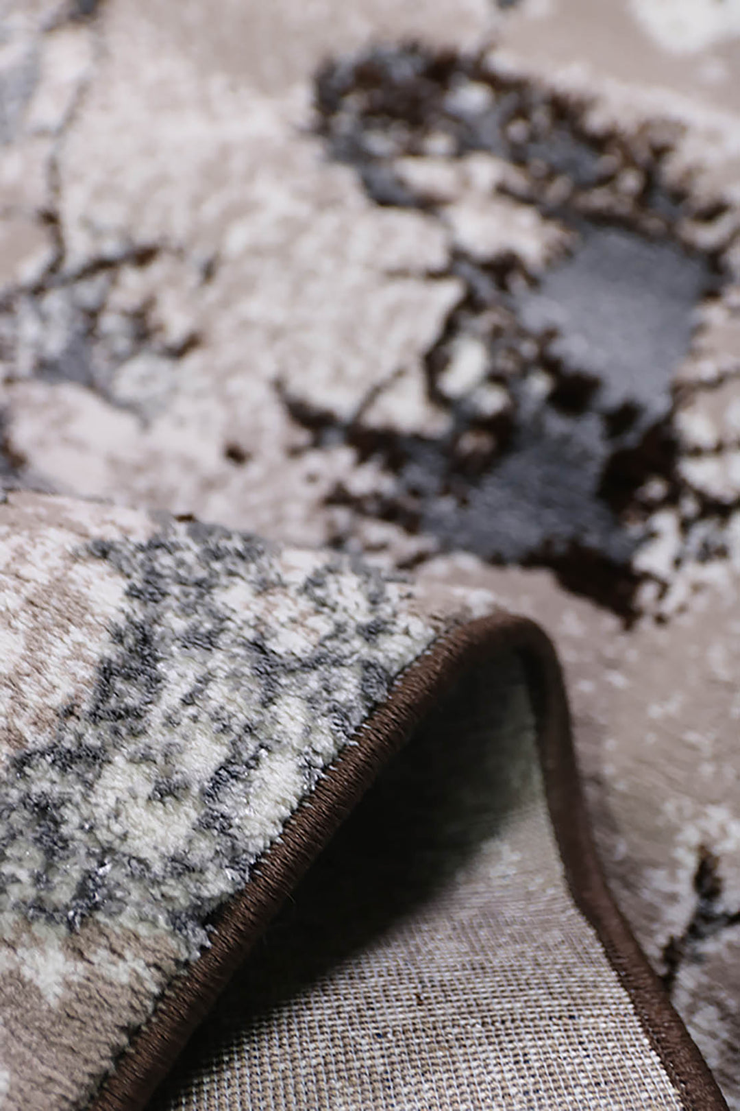 VK JAZZ Rug - 3.9 x 5.2 FT - Modern Style Accent Rugs