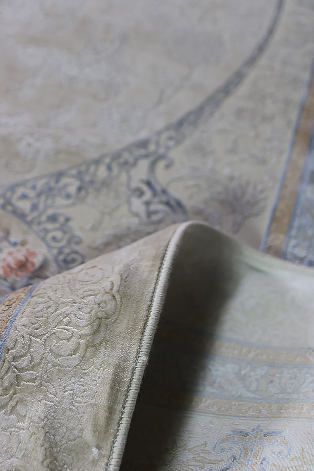 Iranian Oriental Collection Rug - 8.2 x 11.5 FT - Resilient Construction for Long-Lasting Use