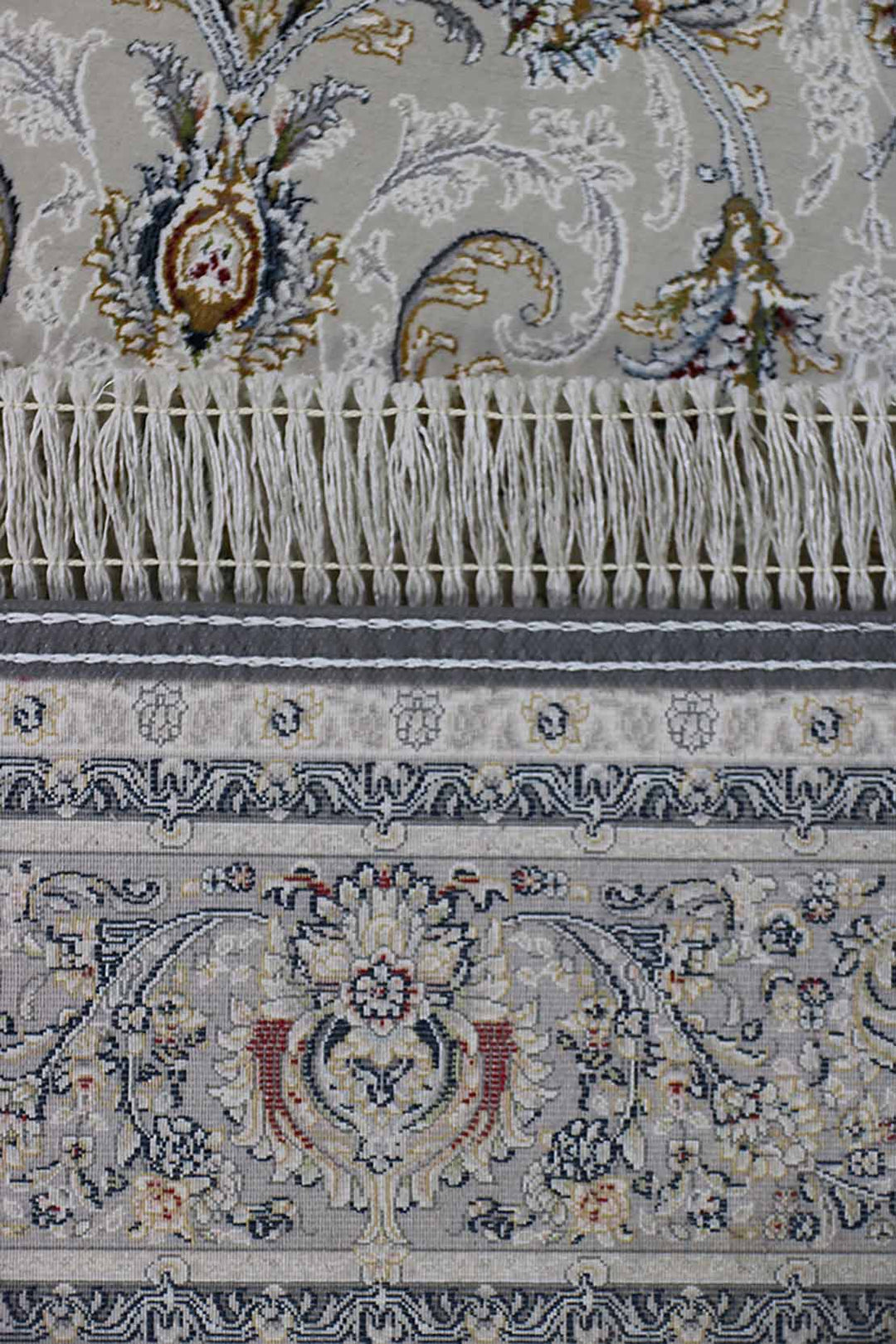 Iranian Premium Quality Authentic Persian 1500 Rug - 3.9 x 5.6 FT - Unveiling the Elegance and Tradition of Authentic Persian Rugs