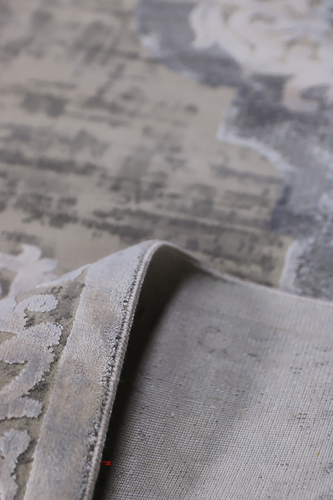 Turkish Premium Sunrise Rug - 6.5 x 9.5 FT - Gray - Resilient Construction for Long-Lasting Use
