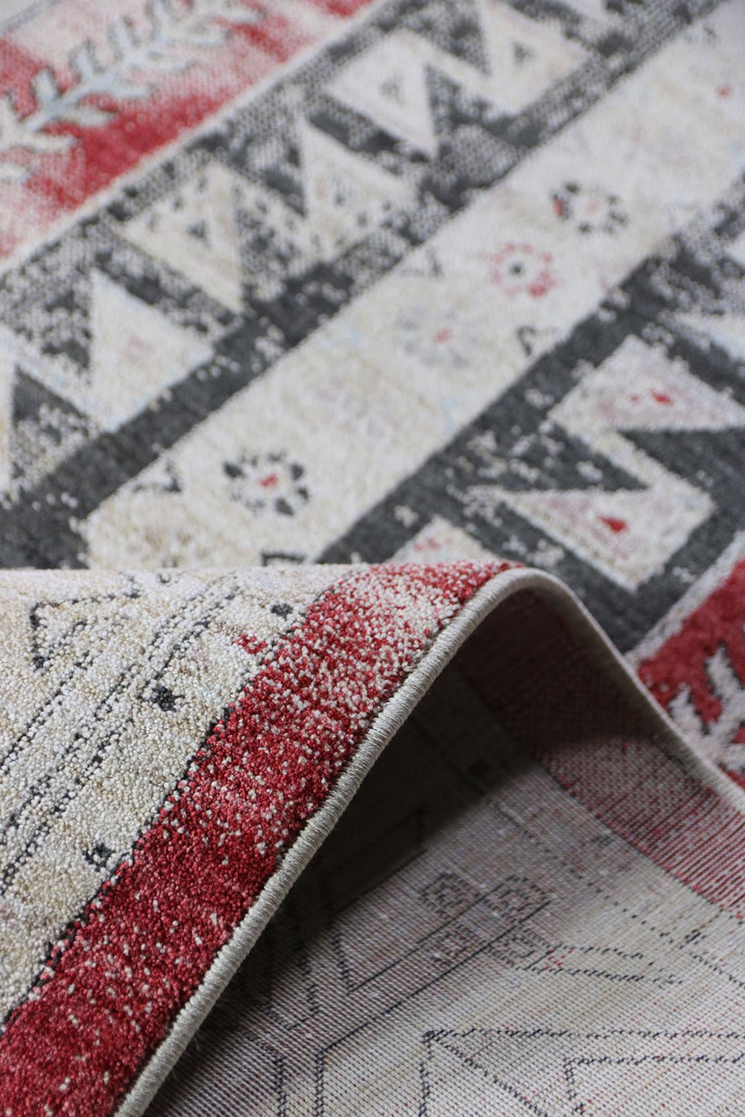 Premium Quality Turkish <strong>Antia</strong> Rug - Red