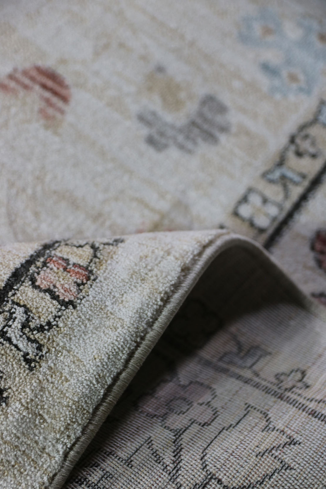Premium Quality Turkish <strong>Antia</strong> Rug - Cream