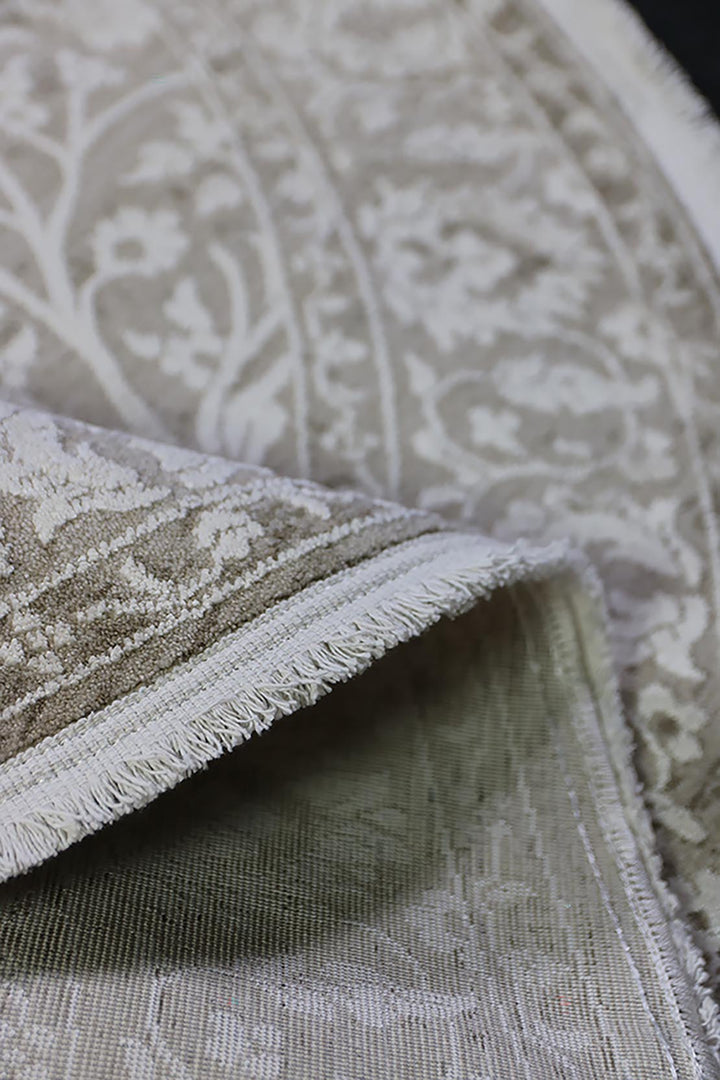 <p>Turkish Modern <strong>Elements Rug</strong>  - Beige - 5.2 x 5.2 FT</p>