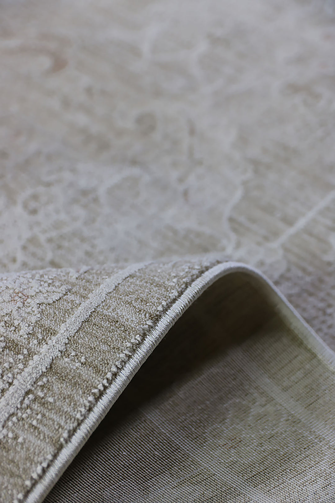 <p>Turkish Modern <strong>Opera Rug</strong>  - Beige - 4.9 x 7.8 FT</p>