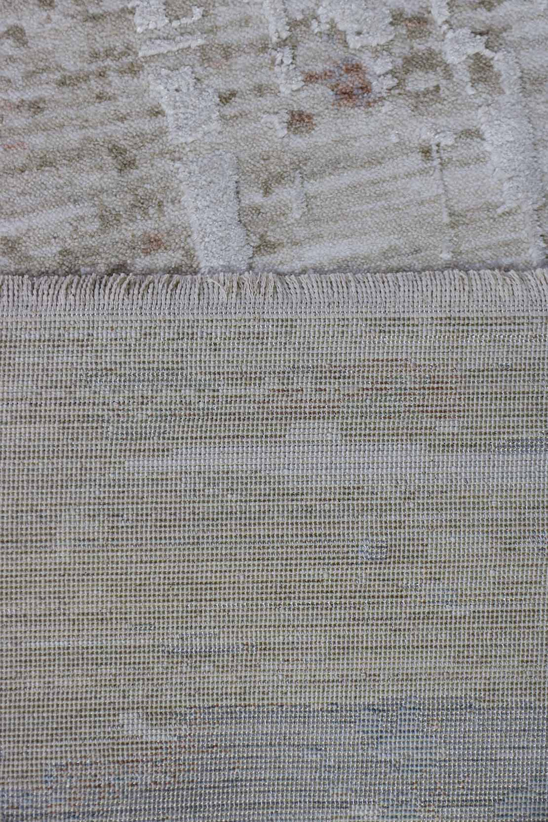 <p>Turkish Modern <strong>Opera Rug</strong>  - Cream - 6.5 x 9.8 FT</p>