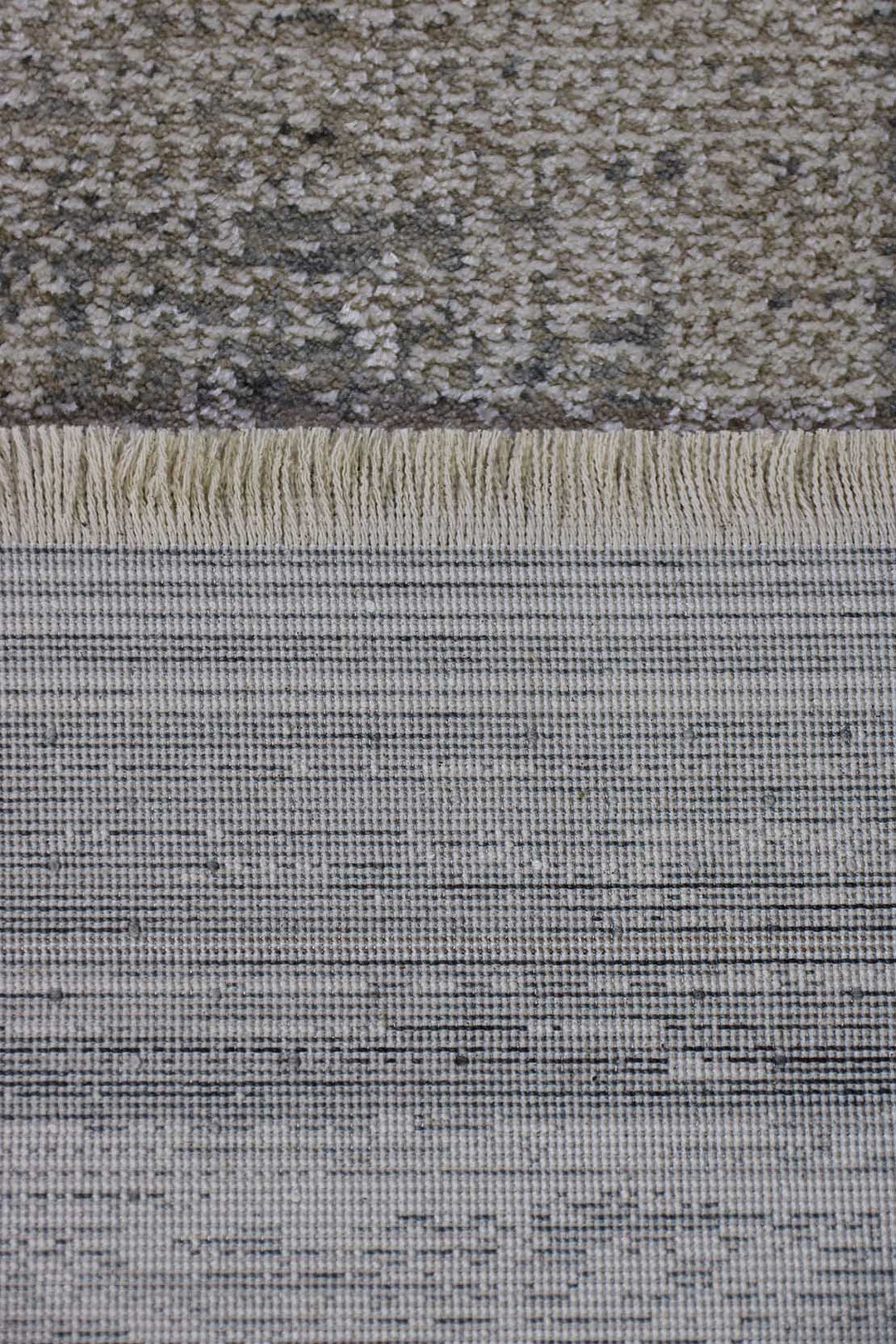 <p>Turkish Modern <strong>Elements Rug</strong>  - Beige - 3.9 x 5.9 FT</p>