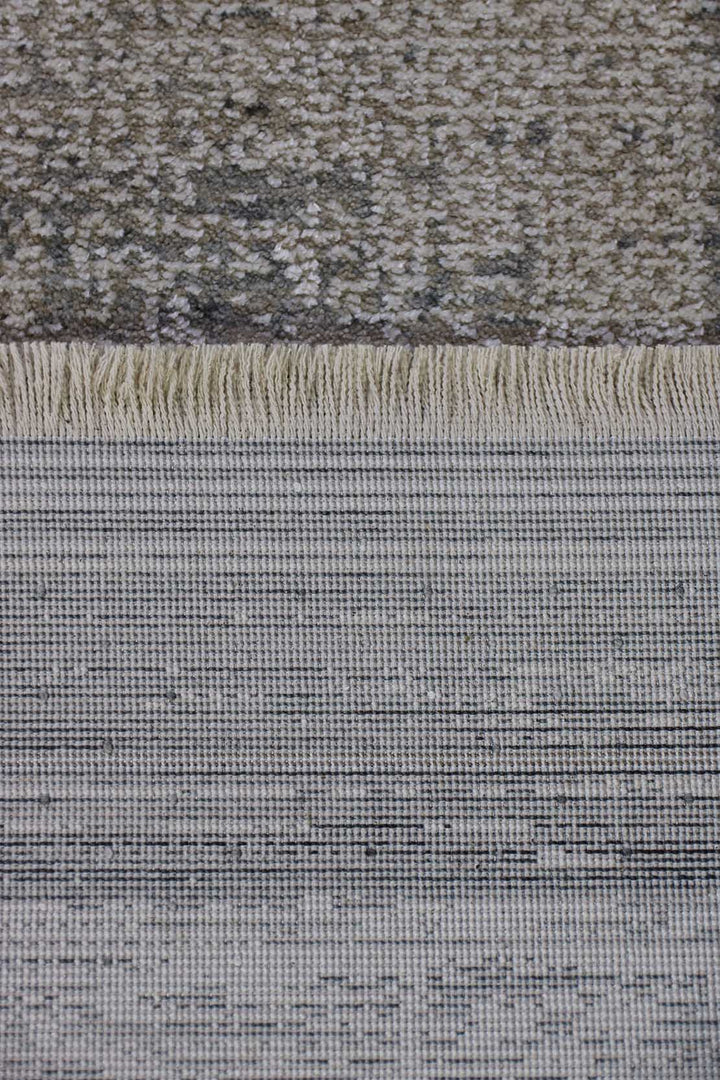 <p>Turkish Modern <strong>Elements Rug</strong>  - Beige - 3.9 x 5.9 FT</p>